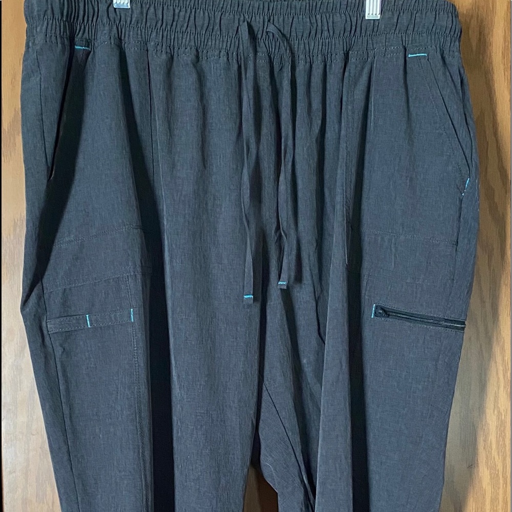 PLUS SIZE SCRUB BOTTOMS